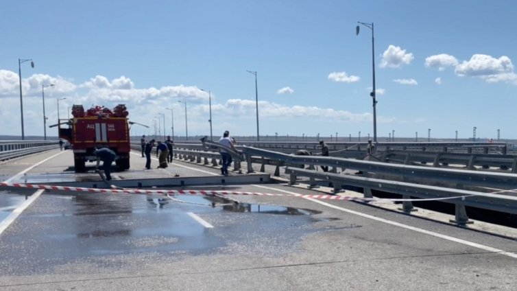 Русия спря повторно движението по Кримския мост