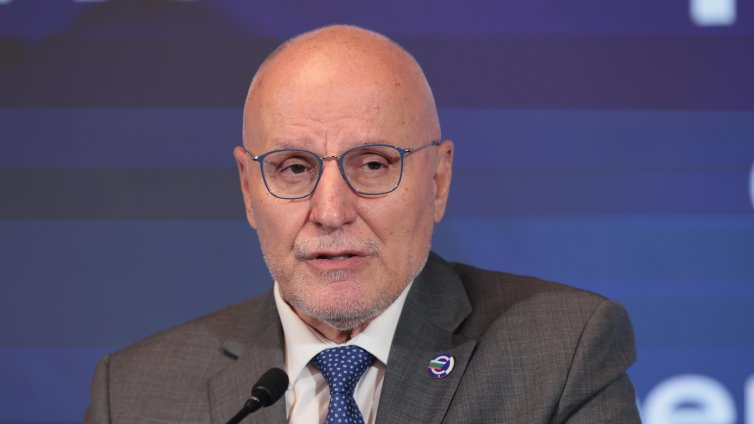 Ясни правила и ограничена дискреция: ключът към стабилните периоди в паричната история на България