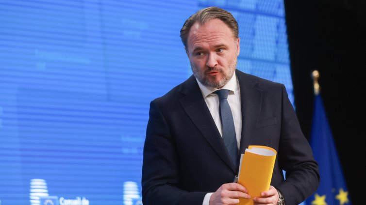 Еврокомисар: Лятото ще е трудно за Европа поради недостиг на авиогориво