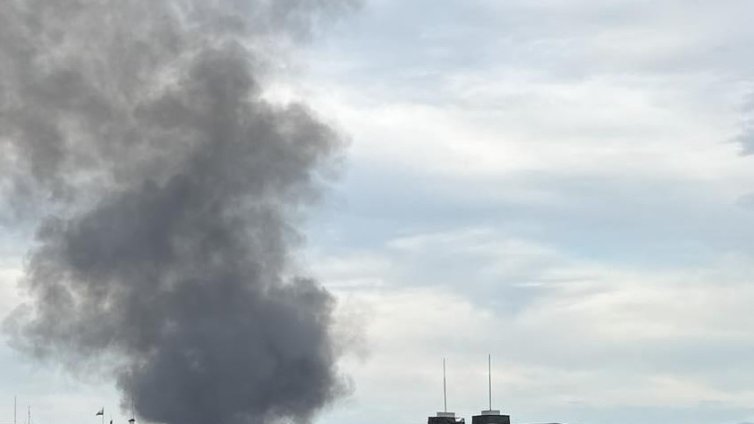 Пожар гори в хотел в Слънчев бряг