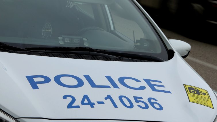 Задържаха мъж заради побой над жена в Микрево