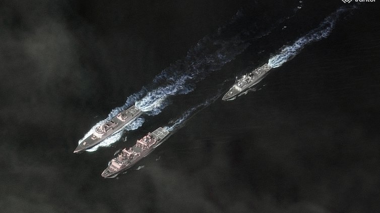 Украински военноморски дронове се насочват към "сенчестия флот" на Русия