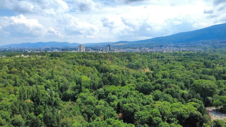 Облачно ще е днес, ще вали в Южна България 