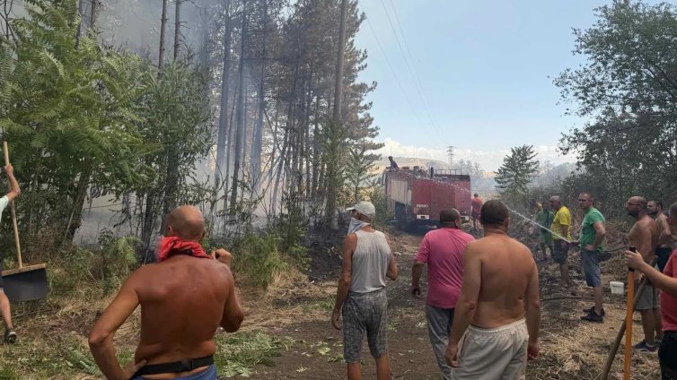 До 5000 лв. могат да получат пострадалите от пожара в Българово
