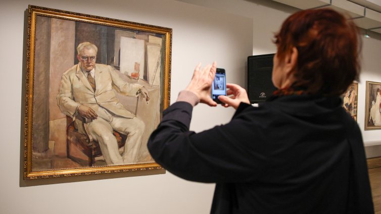 В Казанлък вдигат паметник на Дечко Узунов