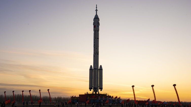 Китай ще изпрати нов екипаж в космоса