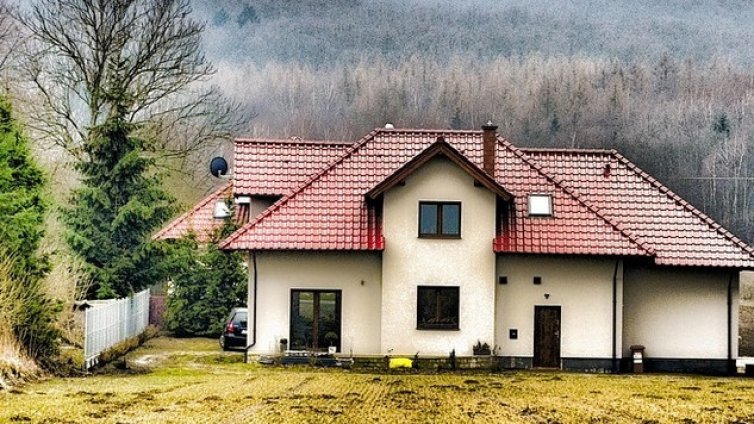 Голямо търсене на къщи около София, цените стигат и над 1 млн. евро