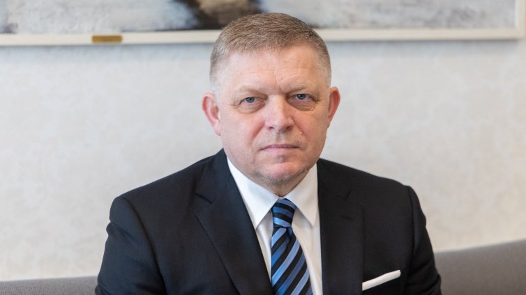 Фицо: Аз съм премиер, а не марионетка на Брюксел