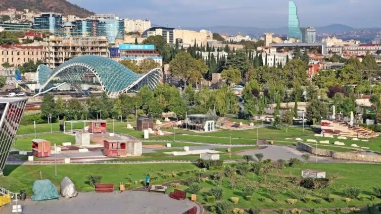 Тръмп ще вдига 70-етажен небостъргач в Тбилиси