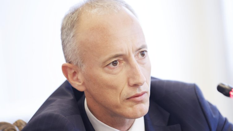 Вълчев: Най-вероятно ще се стигне до задължителни матури по математика