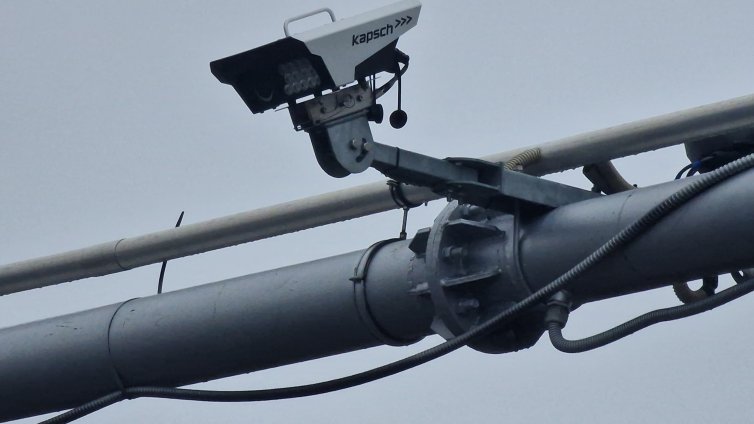 Нов рекордьор: Засякоха шофьор с 248 км/ч на пътя Равадиново-Цалапица