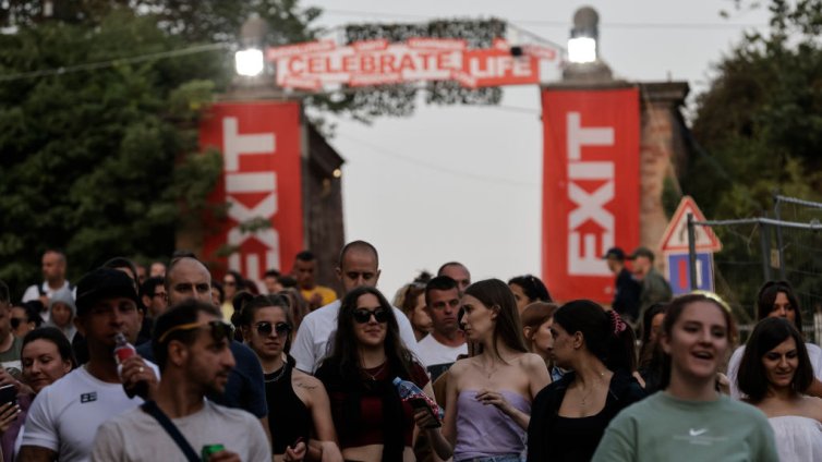 Вучич спря финансирането на легендарния фестивал Exit, събитието "отива в изгнание"