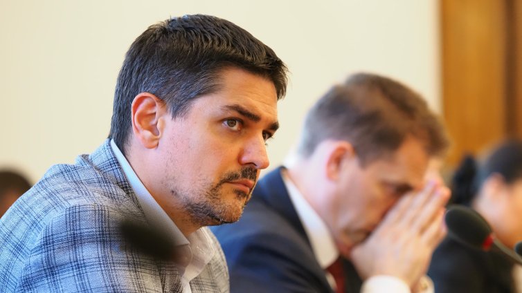 Радостин Василев: "Възраждане" е проксито на ГЕРБ