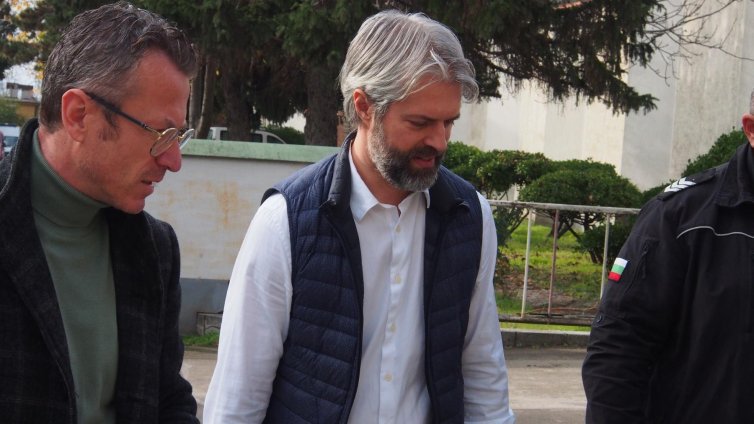  Защитата на Благомир Коцев обжалва размера на гаранцията му от 200 000 лв.