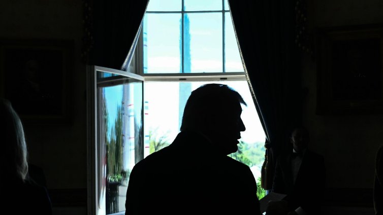 Демократите искат отстраняването на Тръмп, ще спази ли той ултиматума си? 