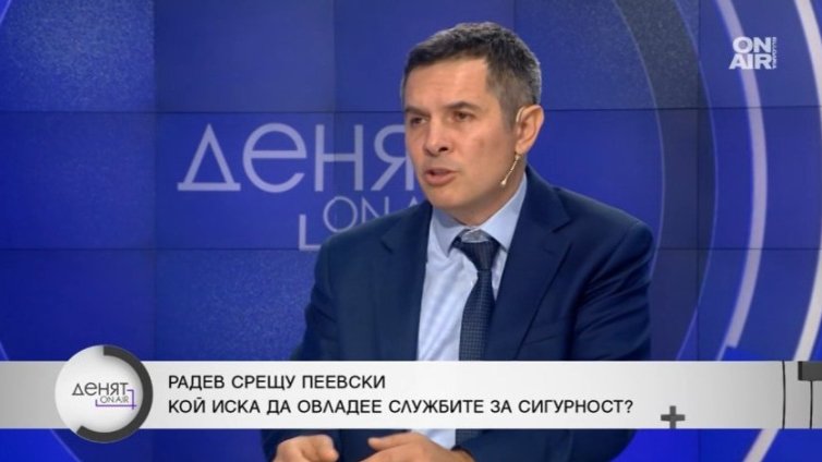 Филип Гунев: Управляващите се възползваха от топката, която им вдигна президентът