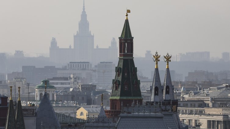 Русия реагира остро на експулсирането на трима нейни дипломати от Австрия 