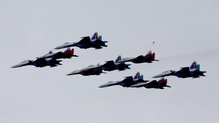 От МиГ-29 към J-10C: големият скок на Узбекистан във военната авиация