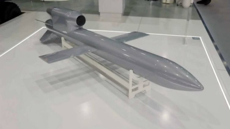 Украйна изпрати ракета "Фламинго" на 2000 км в Русия
