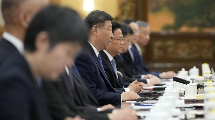 Посещението на Си в Русия усложнява ухажването на Европа от страна на Китай