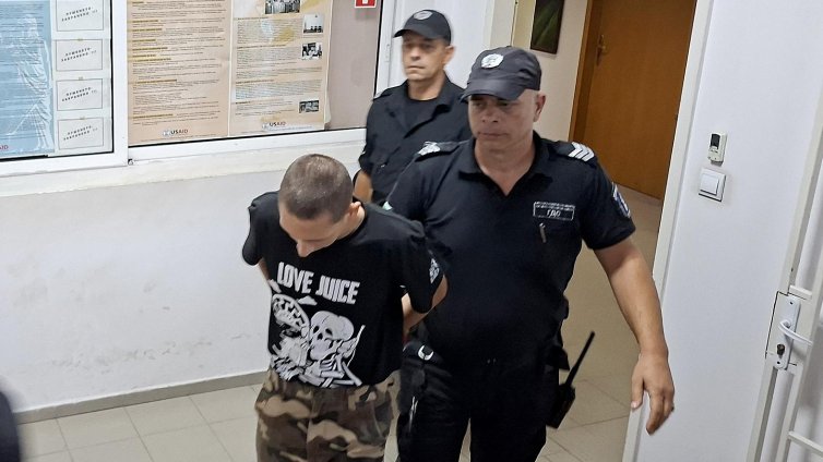 18-годишният, обвинен в нападение над непалци, остава окончателно на свобода
