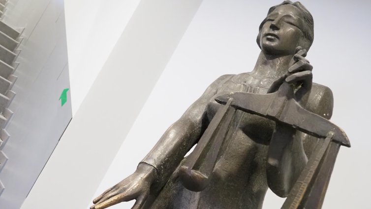 Възпитателка в детска градина в Одрин ухапа 3-годишно дете, арестувана е