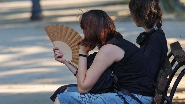 Слънчев неделен ден, в понеделник жега до 40 градуса