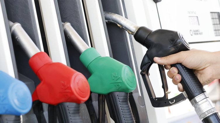 Каква е схемата на новата измама при зареждане с гориво в Европа?