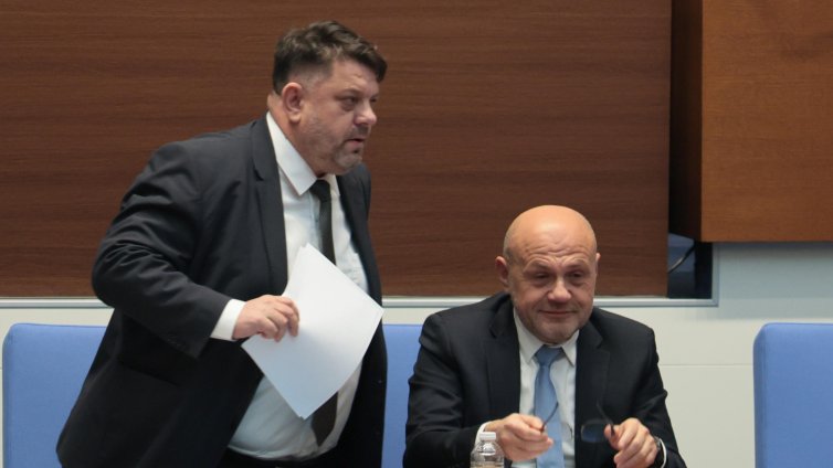 Есента дойде, Зафиров успокоява: Водна криза в България в момента няма