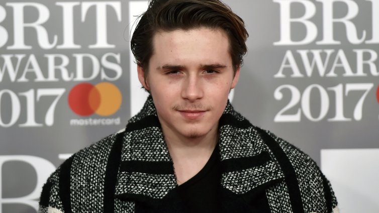 Ким Търнбул изригна: Никога не съм имала връзка с Бруклин Бекъм