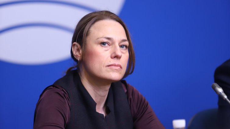 Ива Митева: Радев е човек на действията, такива хора са нужни в момента