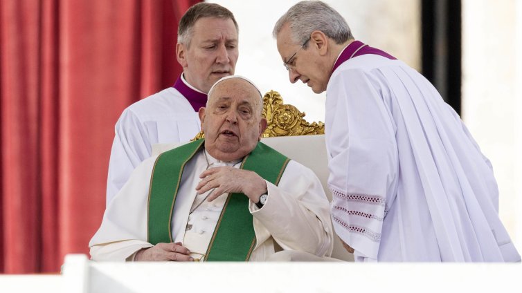 Папата е предупредил близки до себе си: Може и да не оцелея след пневмония