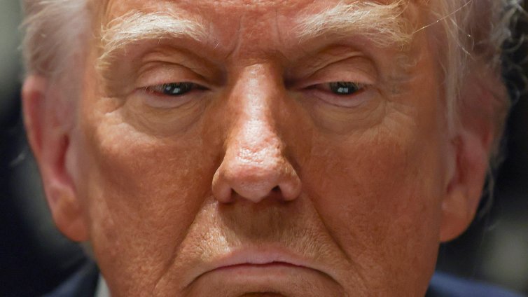 САЩ се стремят да контролират инвестициите в Украйна, изтласквайки Европа