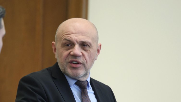 Томислав Дончев: Потенциал за съкращения в администрацията има