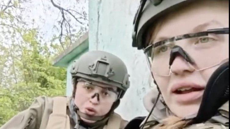 Не е само мъжки свят: Как жените промениха украинската армия?