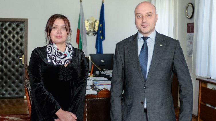 Теодора Георгиева е подала сигнал за заплахи, Янкулов предприе действия 