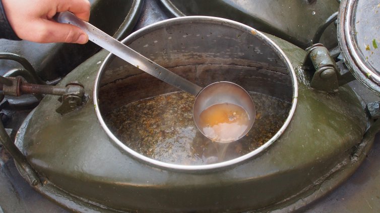 За Никулден: Община Бургас осигурява 2 т риба, ще раздаде 14 000 порции 