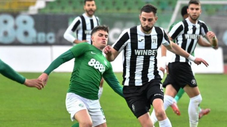 Берое и Локомотив (Пловдив) завършиха 0:0