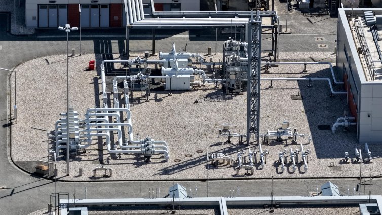 "Зимна паника" в Европа: запасите от газ паднаха до най-ниското ниво от 13 години