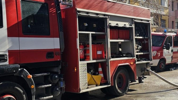 Мъж почина от задушаване при пожар в шуменско село