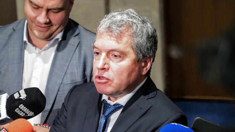 Тошко Йорданов: Искаме оставката на Дечев, историята &bdquo;Петрохан" става все по-покрита 