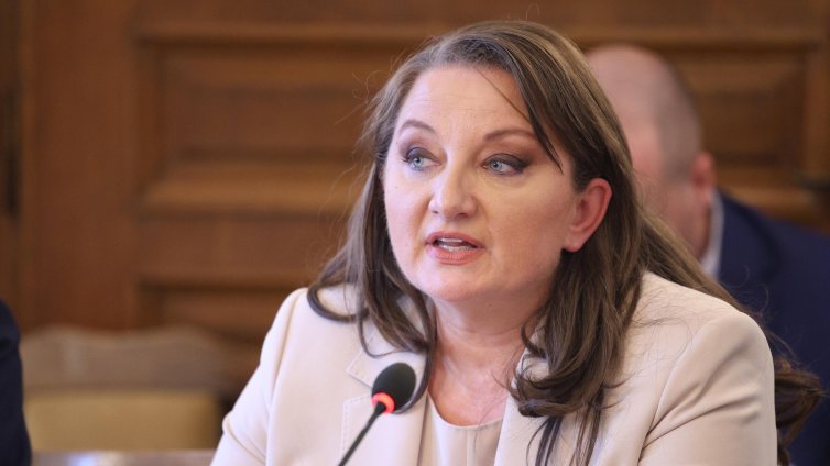 Сачева: Ние не сме изкарали толкова пари за всички разходи, които искаме да направим