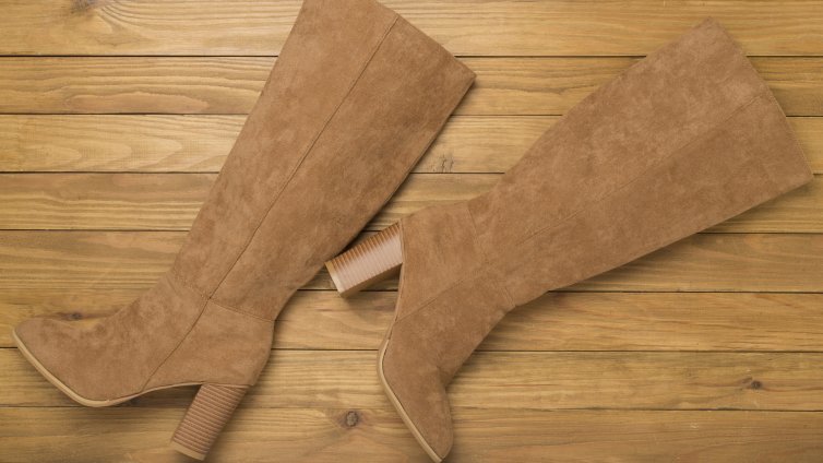 Сбогом, боти &ndash; ботушите до коляното са новият хит на сезона