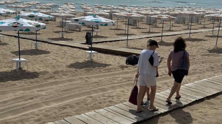 Днес слънчево, но на места ще прегърми и превали