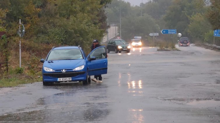 Активират BG-ALERT за валежи в района на Царево
