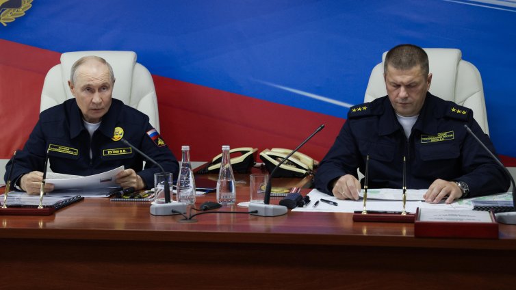 Владимир Путин за първи път посети Курилските острови