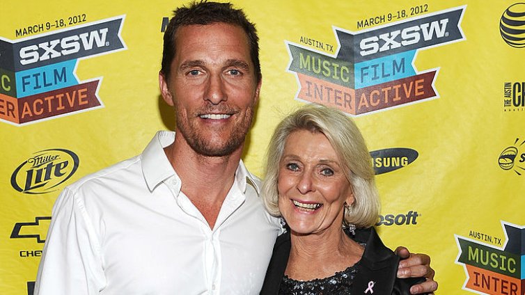 Майката на Матю Макконъхи отпразнува 94-ия си рожден ден