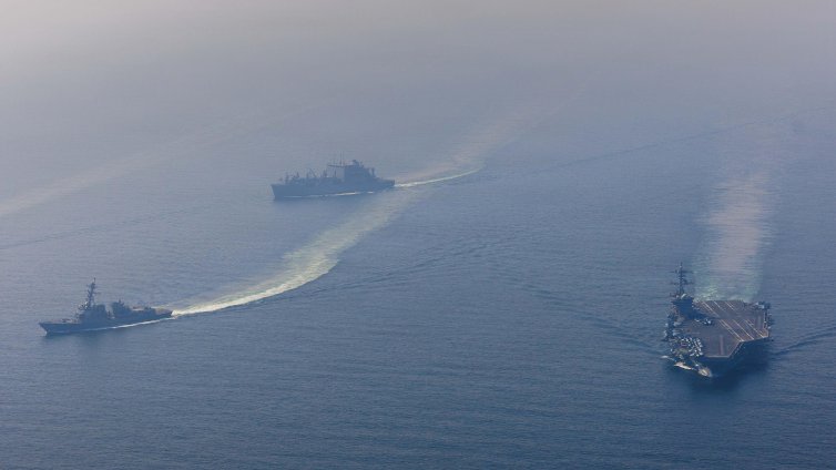 Масирано струпване на военна сила: Тръмп ще удари Иран до дни?