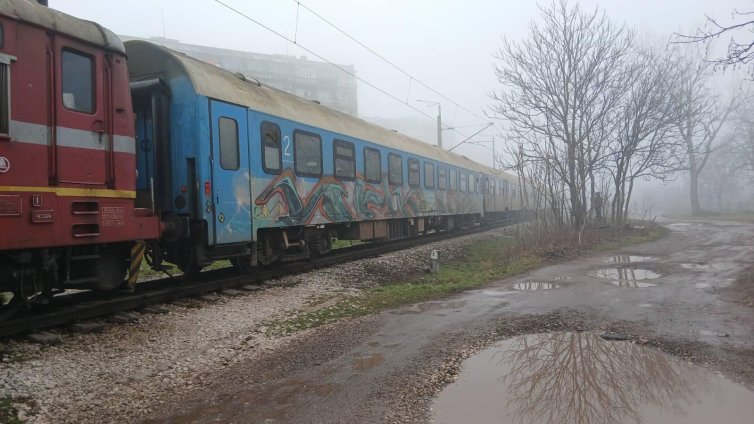 Пътнически влак прегази жена край Стара Загора