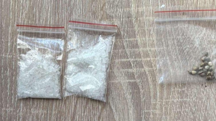 Задържаха двама мъже с над 50 килограма наркотици в София